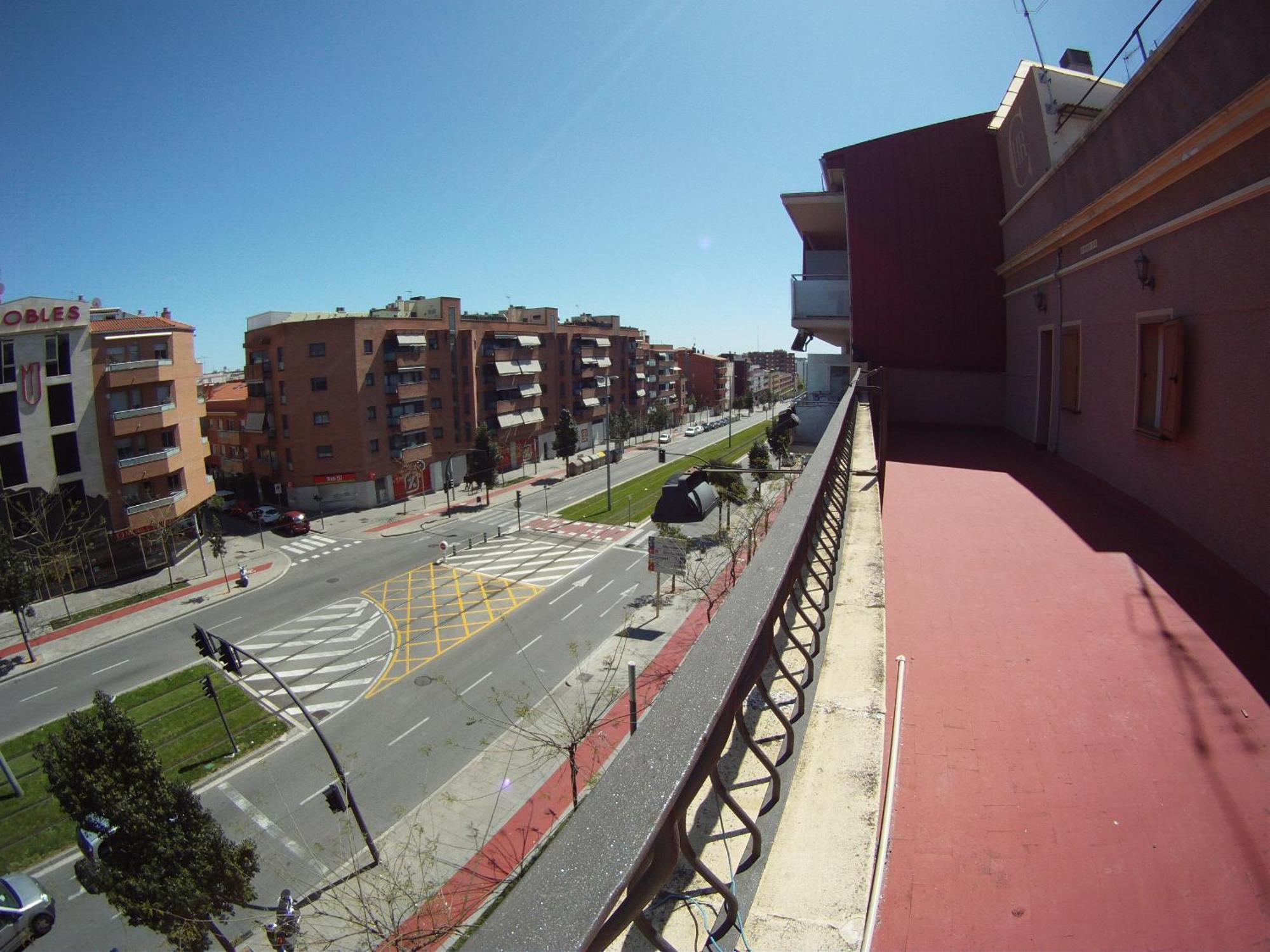 Hostal Restaurante Cornella Cornella de Llobregat Exterior photo